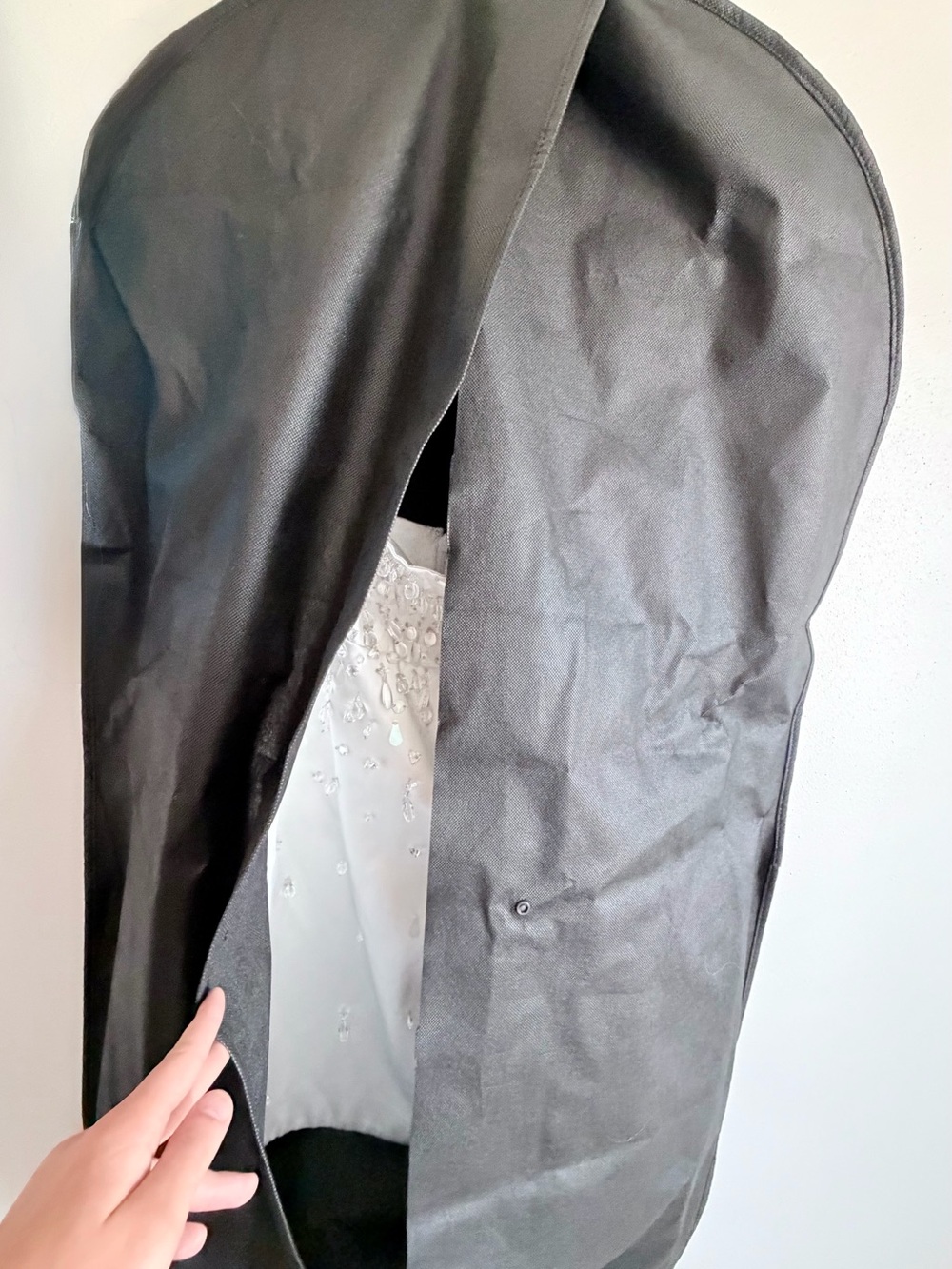 Retrofête Cornelia Embellished Dress NWT - Picture 4 of 4